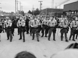 چگونه در اعتراضات از امنیت دیجیتال خود محافظت کنیم چگونه در اعتراضات از امنیت دیجیتال خود محافظت کنیم